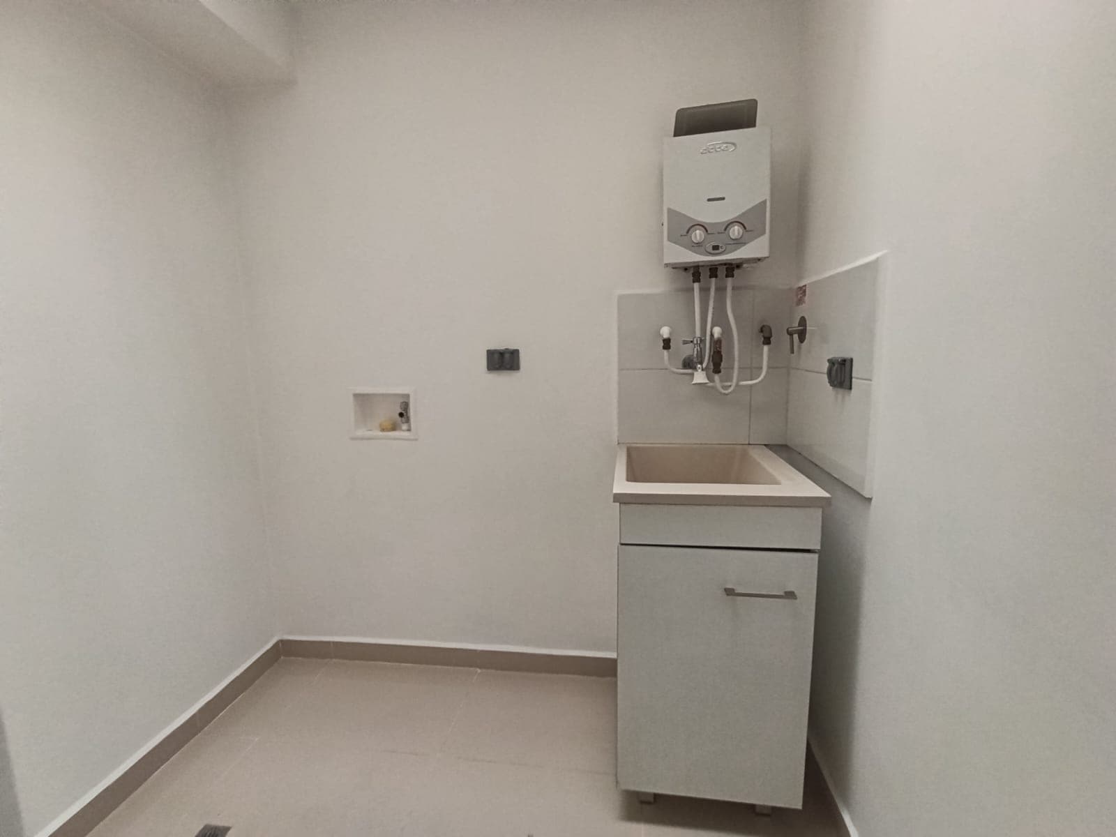 Apartamento en arriendo en Barrio Mesa, Envigado — foto 5 de 13