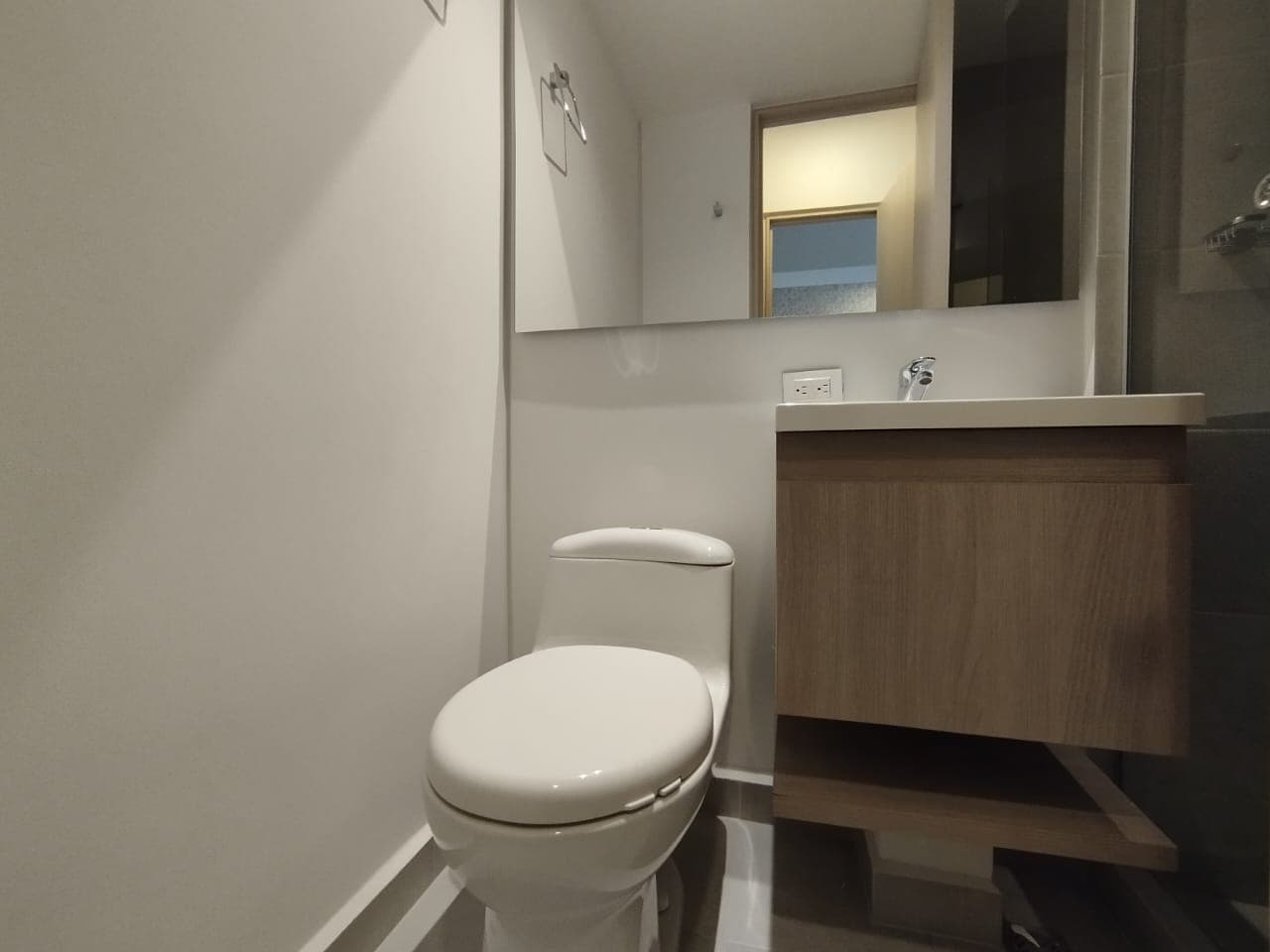 Apartamento en arriendo en Jardines, Envigado — foto 2 de 20