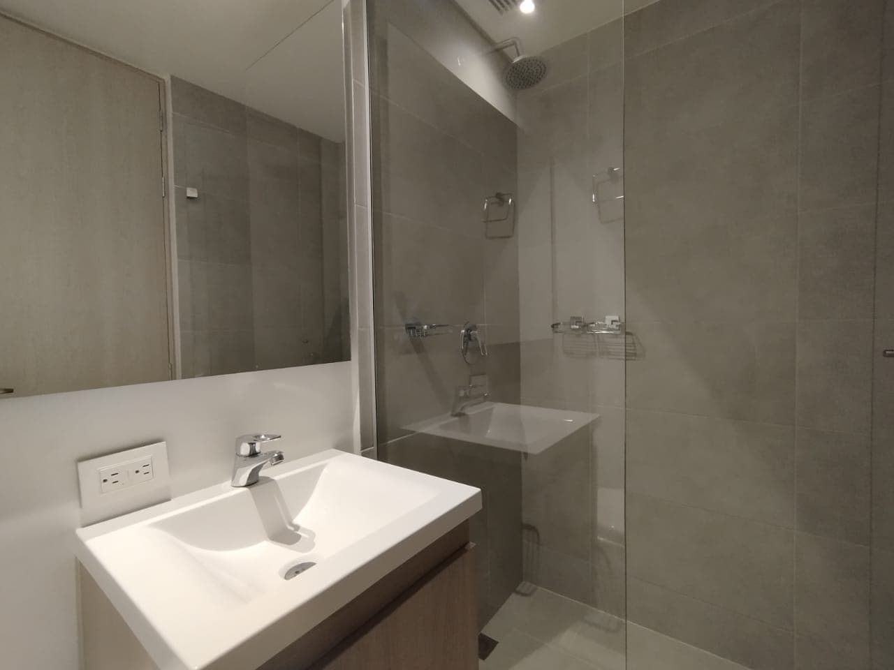 Apartamento en arriendo en Jardines, Envigado — foto 3 de 20