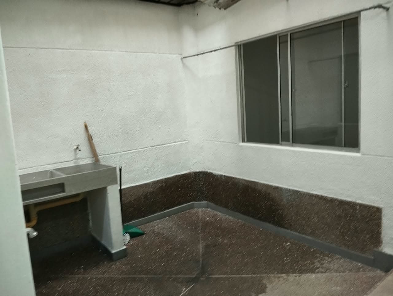 Casa Comercial en arriendo en La Floresta, La America, Medellín — foto 4 de 17