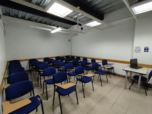 Oficina en arriendo en Centro, Medellín — foto 1 de 20