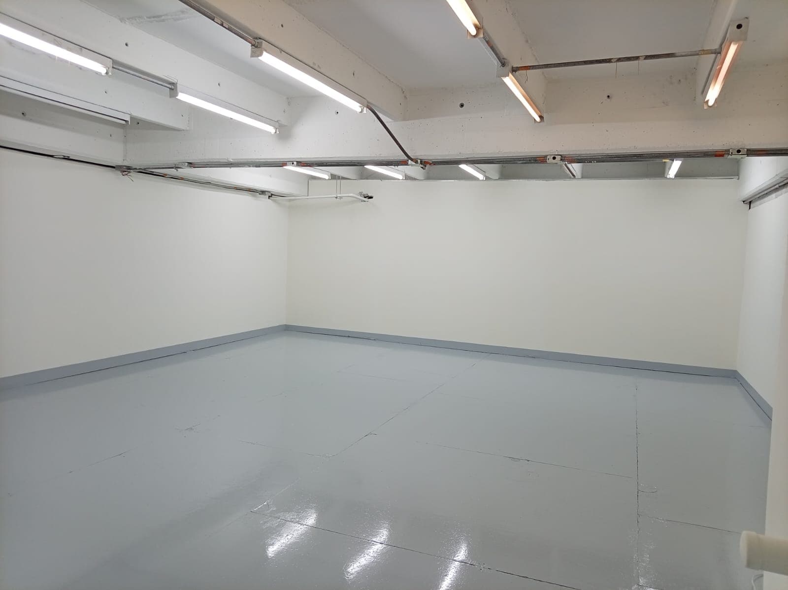 Local en arriendo en Caribe, Centro, Medellín — foto 1 de 14