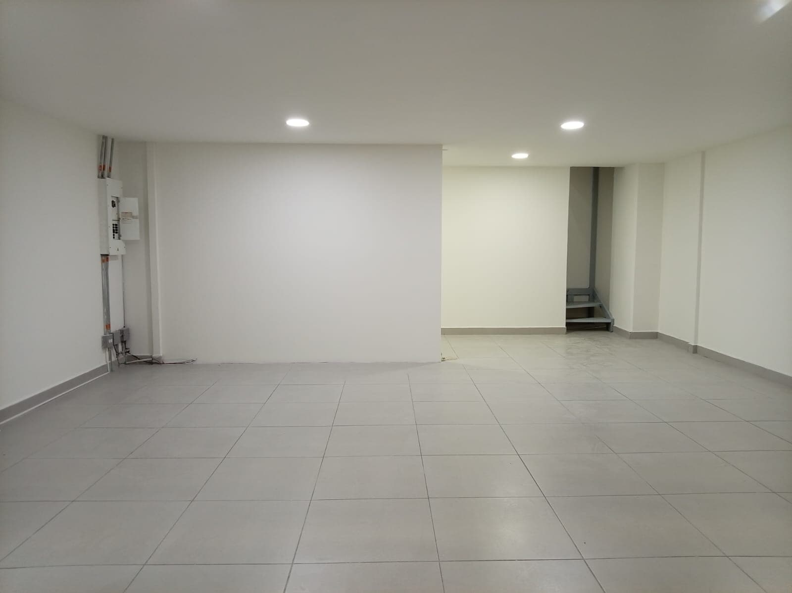 Local en arriendo en Caribe, Centro, Medellín — foto 2 de 14