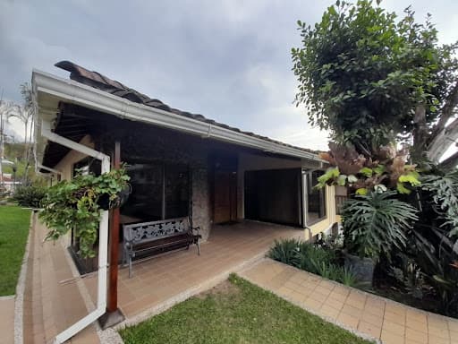 Casa Vivienda en arriendo en Loma Del Chocho, Envigado — foto 2 de 20