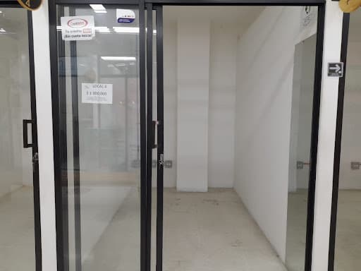 Local en arriendo en Copacabana — foto 1 de 10
