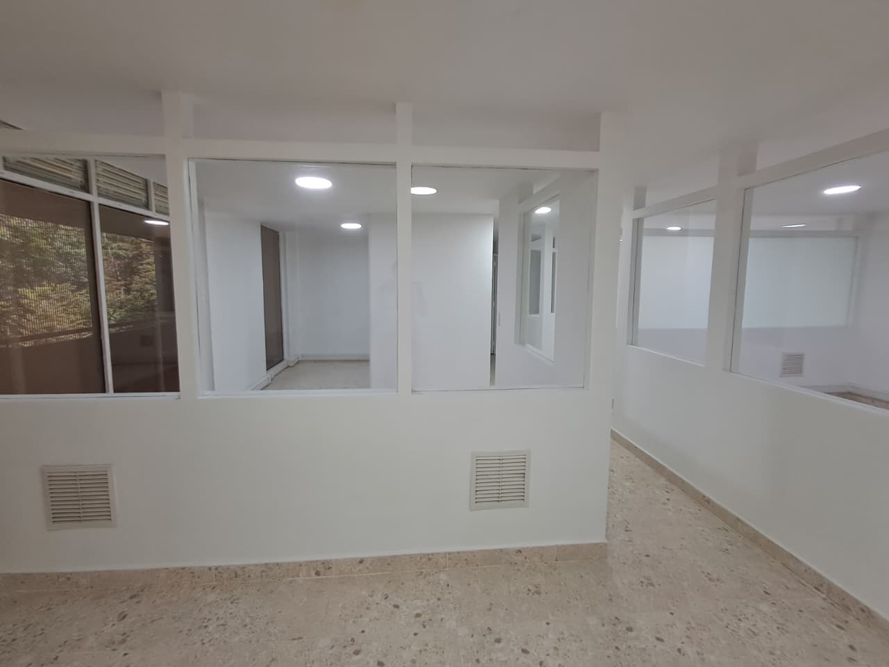 Oficina en arriendo en Nueva Villa De Aburrá, Belen, Medellín — foto 5 de 20