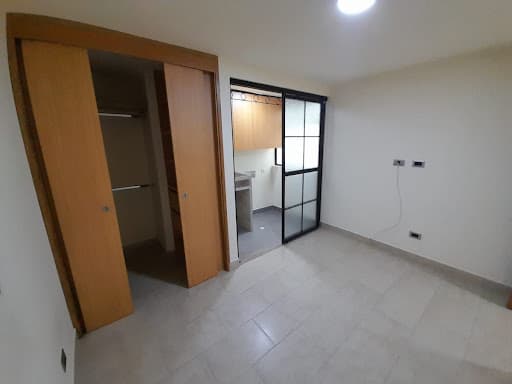 Apartaestudio en arriendo en Granada, Belen, Medellín — foto 2 de 12