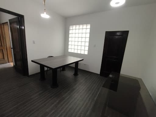 Oficina en arriendo en La Candelaria, Centro, Medellín — foto 1 de 10