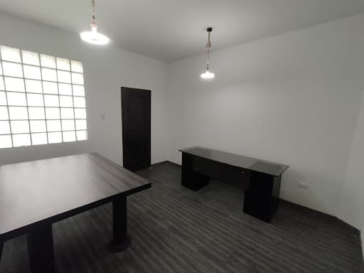 Oficina en arriendo en La Candelaria, Centro, Medellín — foto 2 de 10
