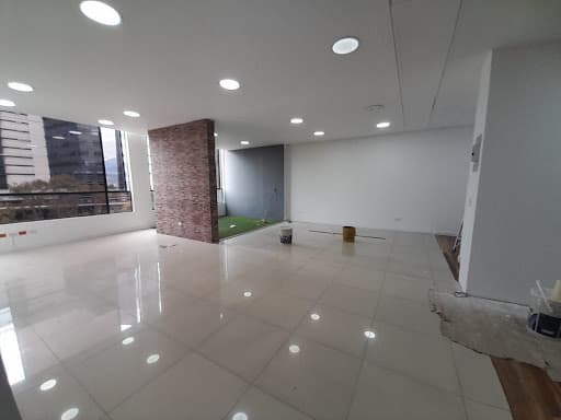 Local en arriendo en Milla De Oro, El Poblado, Medellín — foto 1 de 10