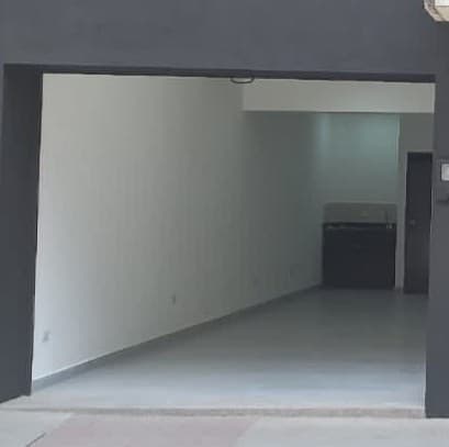 Local en arriendo en La Candelaria, Centro, Medellín — foto 1 de 13