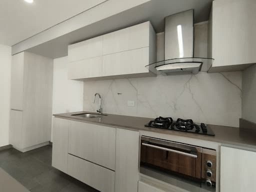 Apartamento en arriendo en Conquistadores, Laureles, Medellín — foto 5 de 20