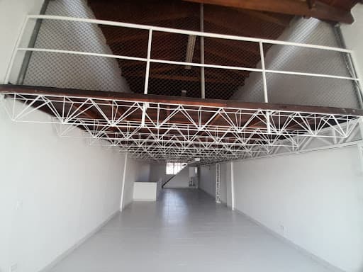 Local en arriendo en El Rodeo, Guayabal, Medellín — foto 1 de 12