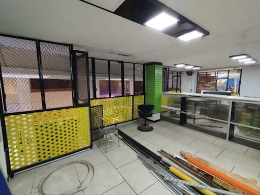 Local en arriendo en La Candelaria, Centro, Medellín — foto 2 de 8