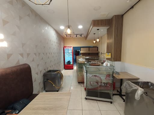 Bodega en arriendo en Manrique Central, Centro, Medellín — foto 1 de 20