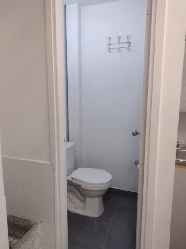 Local en arriendo en Buenos Aires, Centro, Medellín — foto 5 de 7