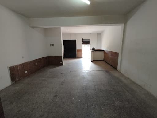 Local en arriendo en Laureles, Medellín — foto 2 de 7