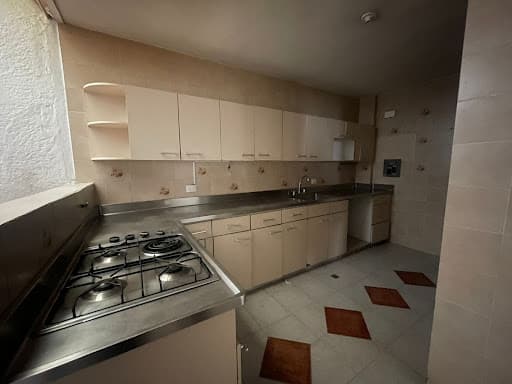 Casa Comercial en arriendo en La Palma, Belen, Medellín — foto 4 de 20