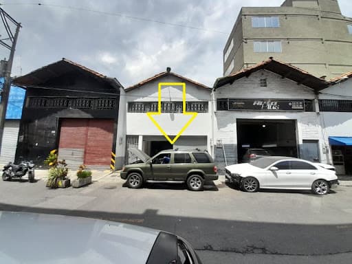Local en arriendo en Barrio Colombia, El Poblado, Medellín — foto 1 de 12