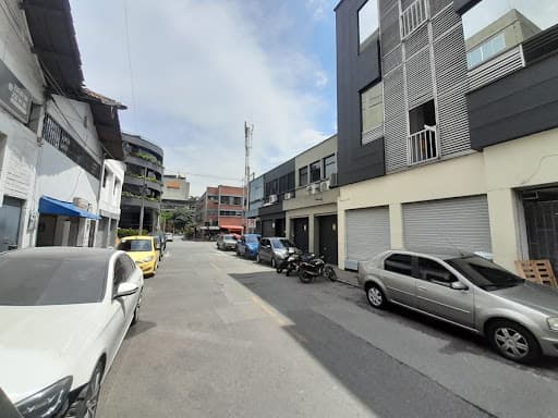 Local en arriendo en Barrio Colombia, El Poblado, Medellín — foto 3 de 12