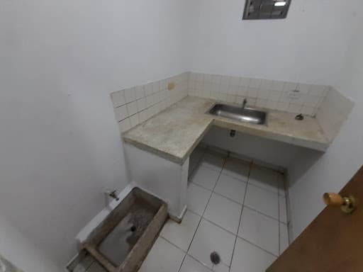 Local en arriendo en Barrio Colombia, El Poblado, Medellín — foto 4 de 12