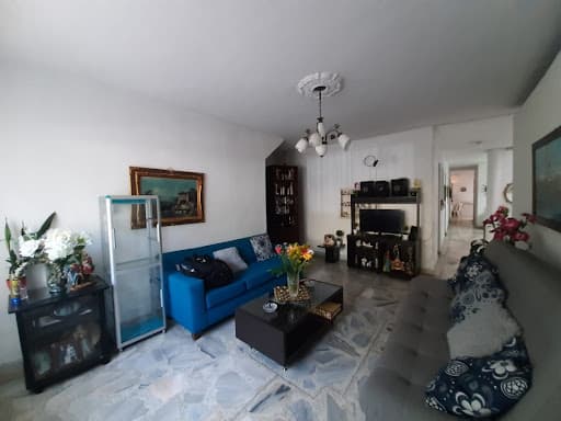 Casa Comercial en arriendo en San Joaquín, Laureles, Medellín — foto 5 de 13
