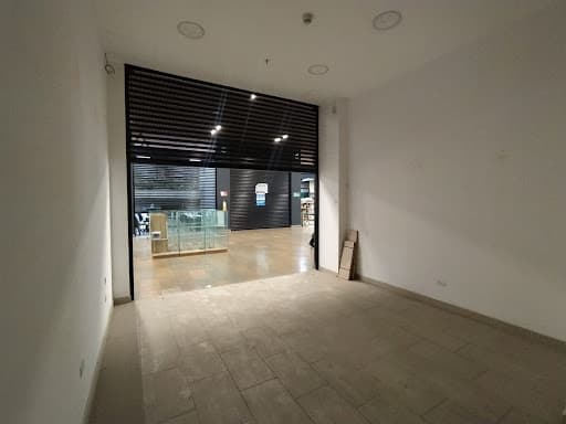 Local en arriendo en Los Colores, Laureles, Medellín — foto 4 de 13
