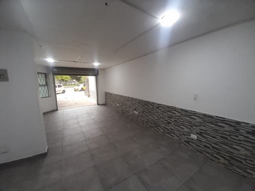 Local en arriendo en Conquistadores, Laureles, Medellín — foto 3 de 16