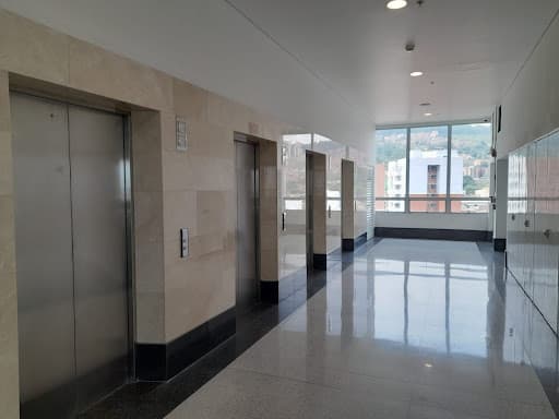 Local en arriendo en Buenos Aires, Centro, Medellín — foto 5 de 14