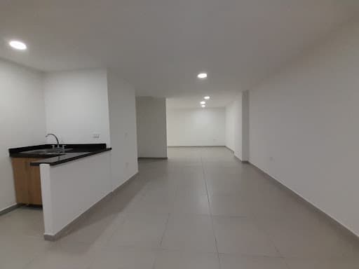 Local en arriendo en Suramérica La, La Estrella — foto 4 de 10