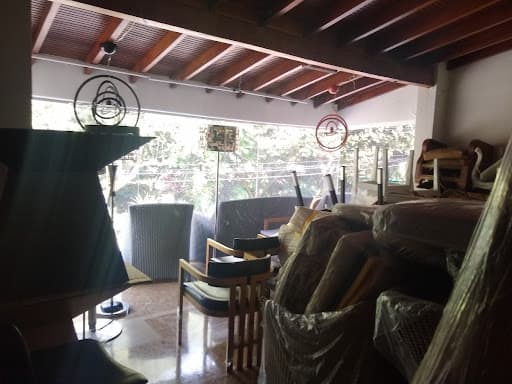 Casa Comercial en arriendo en Patio Bonito, El Poblado, Medellín — foto 5 de 20