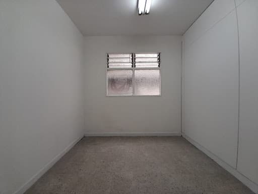 Oficina en arriendo en Bombona, Centro, Medellín — foto 1 de 9