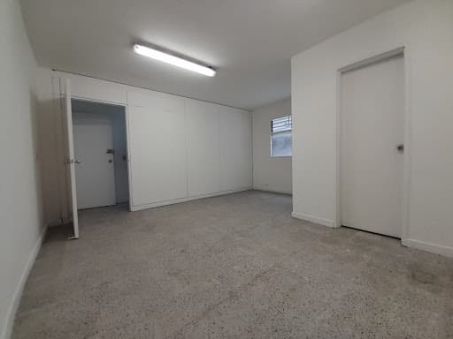 Oficina en arriendo en Bombona, Centro, Medellín — foto 4 de 9