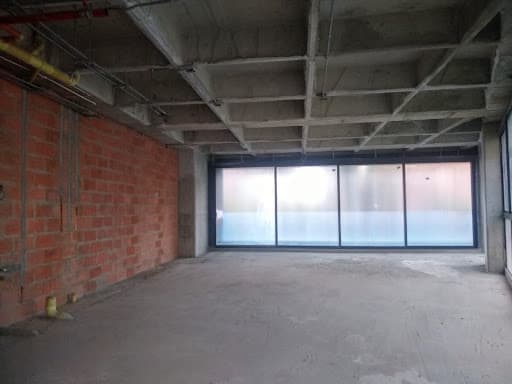 Local en arriendo en Los Balsos, El Poblado, Medellín — foto 1 de 12
