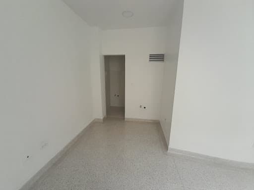 Oficina en arriendo en San Javier, Medellín — foto 3 de 5
