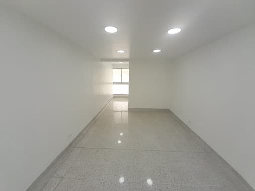 Oficina en arriendo en San Javier, Medellín — foto 3 de 6