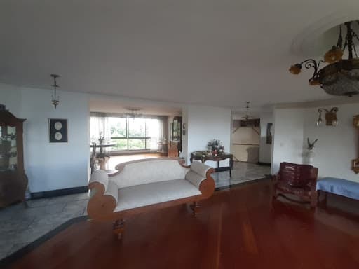 Apartamento en arriendo en San Lucas, El Poblado, Medellín — foto 1 de 11