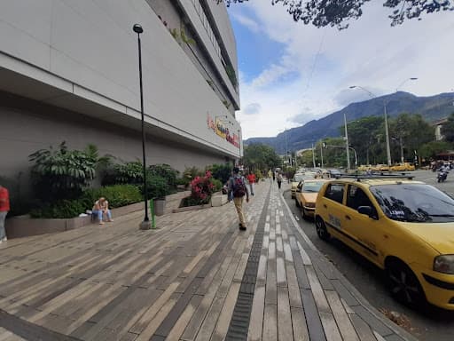 Local en arriendo en Buenos Aires, Centro, Medellín — foto 2 de 7