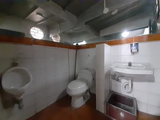 Local en arriendo en Perpetuo Socorro, Centro, Medellín — foto 3 de 9