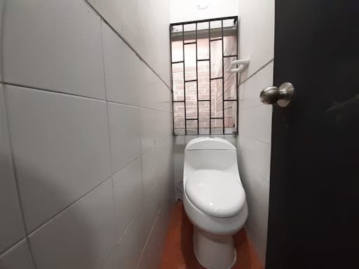 Local en arriendo en Perpetuo Socorro, Centro, Medellín — foto 4 de 9