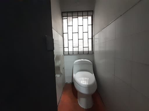 Local en arriendo en Perpetuo Socorro, Centro, Medellín — foto 5 de 9