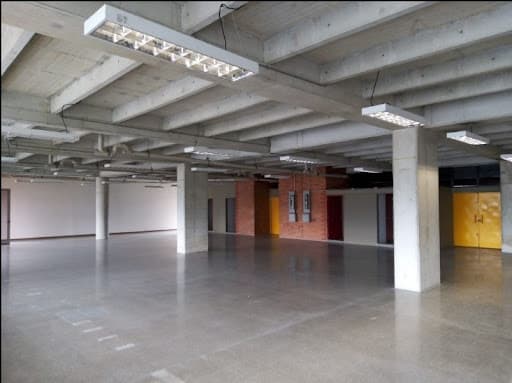 Local en arriendo en Guayabal, Medellín — foto 1 de 8
