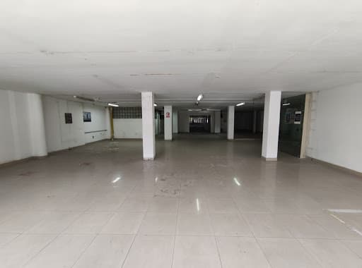 Local en arriendo en Centro, Medellín — foto 1 de 13