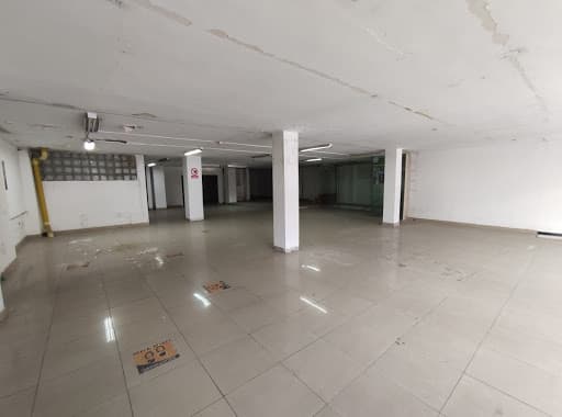 Local en arriendo en Centro, Medellín — foto 3 de 13