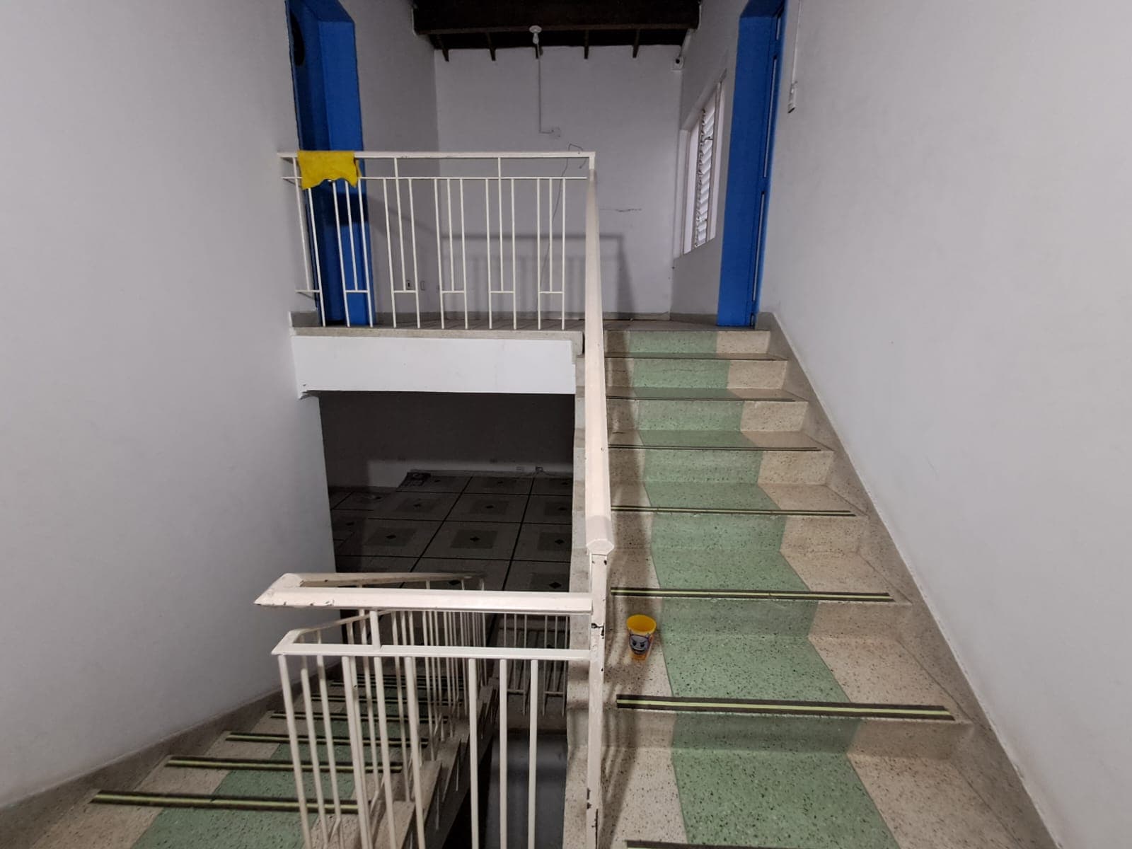 Casa Comercial en arriendo en Calasanz, La America, Medellín — foto 2 de 20