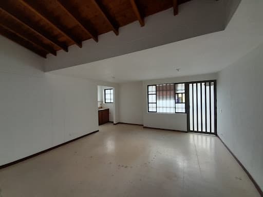 Oficina en arriendo en Conquistadores, Laureles, Medellín — foto 4 de 10