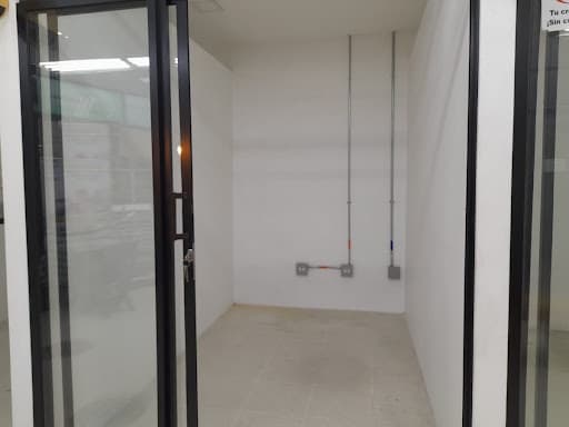 Local en arriendo en Copacabana — foto 1 de 10