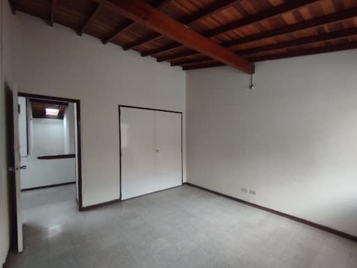 Casa Vivienda en arriendo en Suramericana, Laureles, Medellín — foto 3 de 20