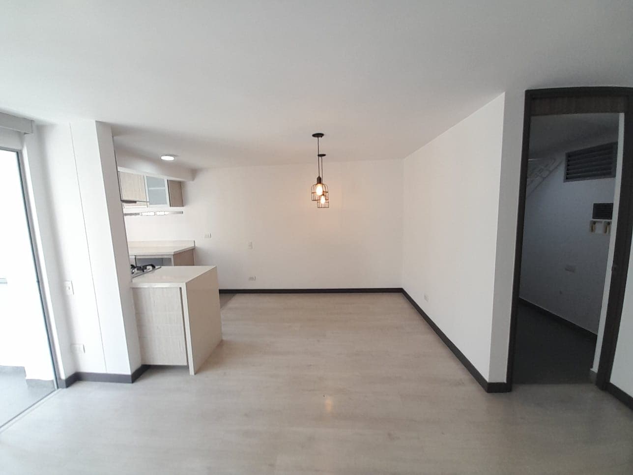 Apartamento en arriendo en Loma De Las Brujas, Envigado — foto 2 de 20