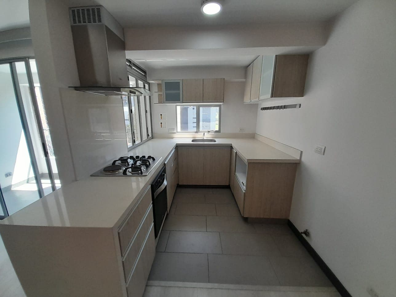 Apartamento en arriendo en Loma De Las Brujas, Envigado — foto 5 de 20